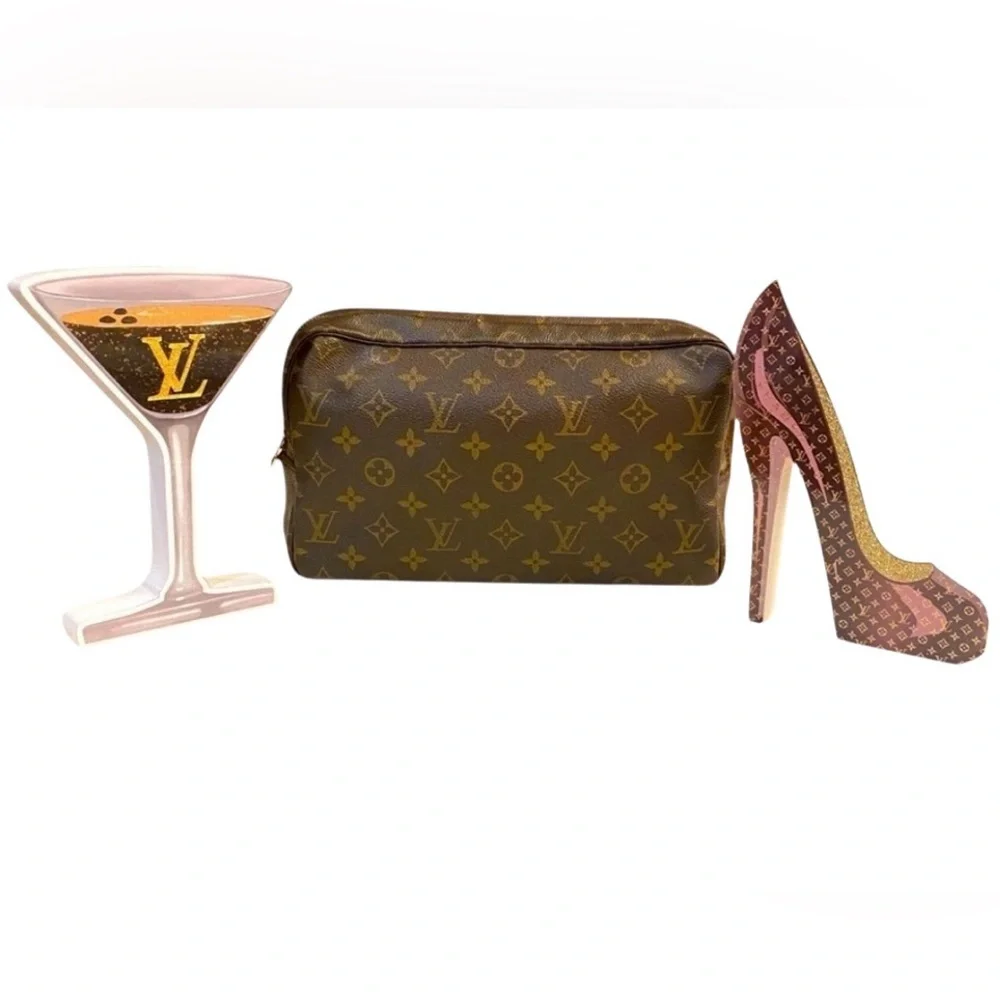 LOUIS VUITTON Monogram Trousse Toilette 28, Box, Dust, & Gift Bags, LV Card, EUC